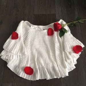 Knitted and Knotted By AnthropologyWhite Blouse 🌹